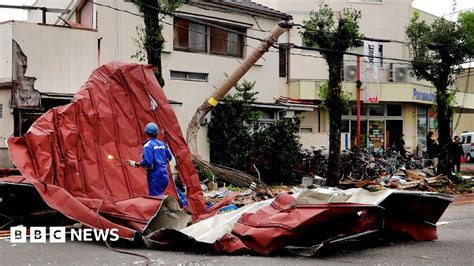 Shanshan: Millions told to evacuate as typhoon batters Japan .